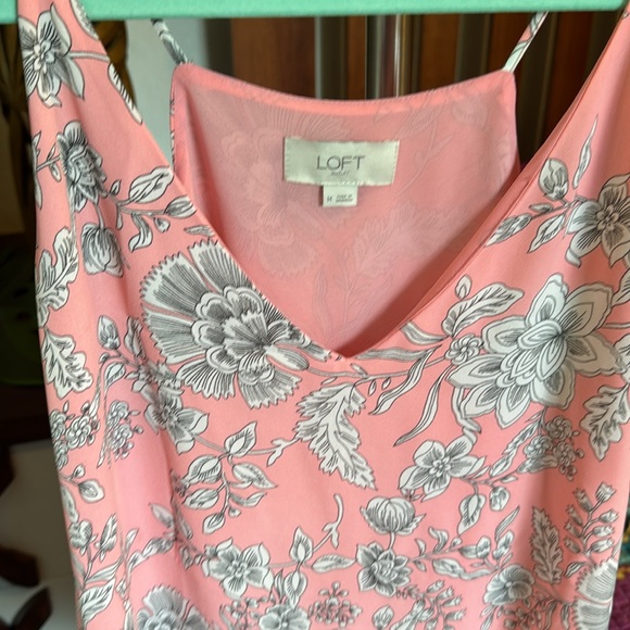 Loft tanktop blouse - Picture 2 of 4